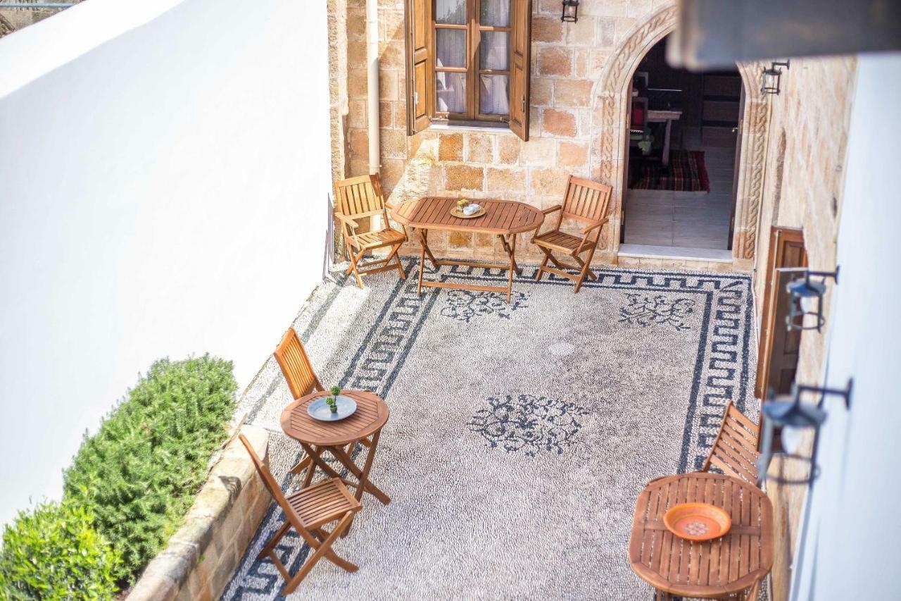 Casalindos Festa Hotel Exterior photo